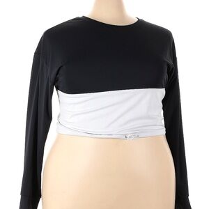 ZYIA Active Black and White Long Sleeve Crop Top